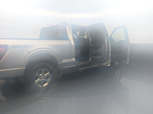 Used 2024 Ford F150 XLT w/ Tow/Haul Package AWD/4WD image 29