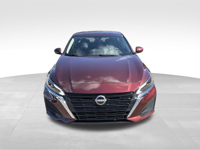 Used 2025 Nissan Altima 2.5 SV w/ SV Special Edition Package FWD image 8