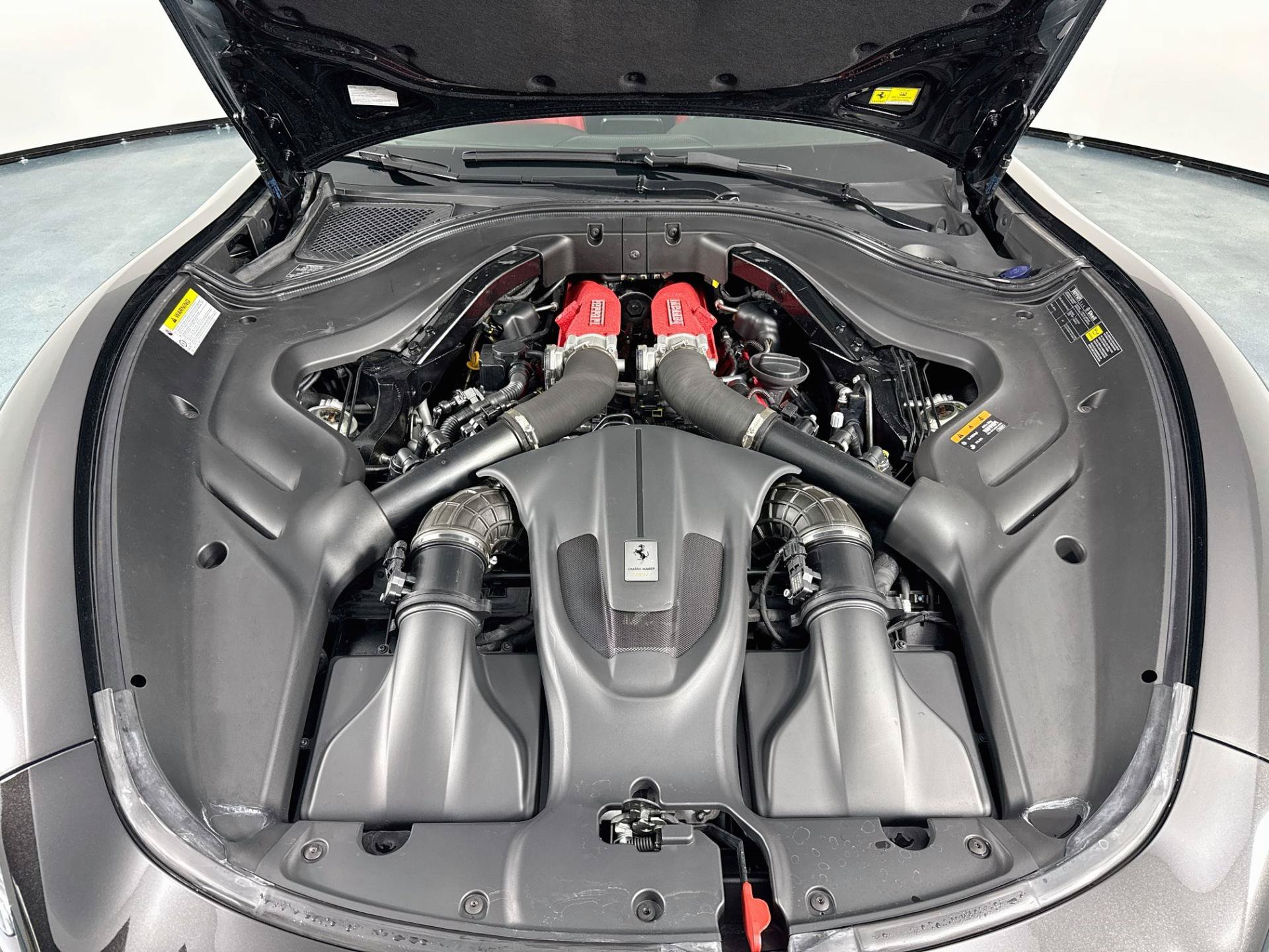 Used 2022 Ferrari Roma RWD image 31