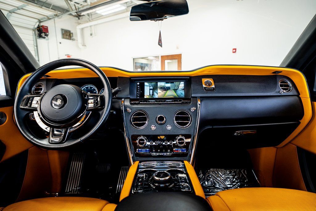 Used 2023 Rolls-Royce Cullinan image 70
