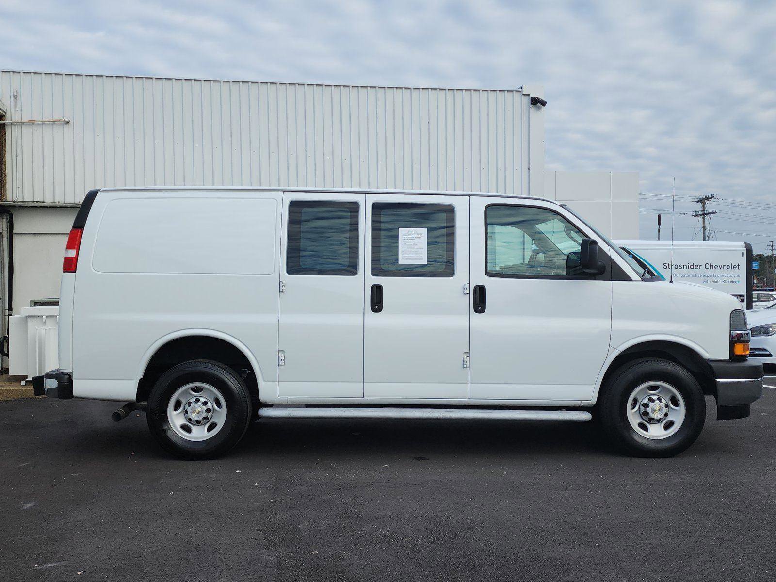Used 2024 Chevrolet Express 2500 w/ Driver Convenience Package image 6