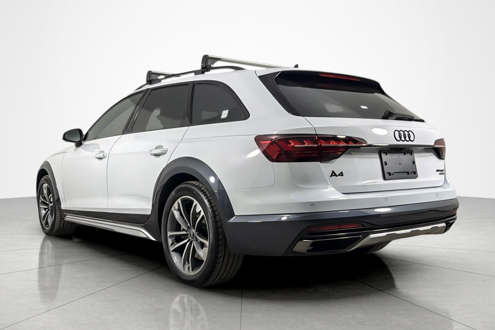 Used 2023 Audi A4 2.0T allroad Premium Plus w/ Premium Plus Package image 3
