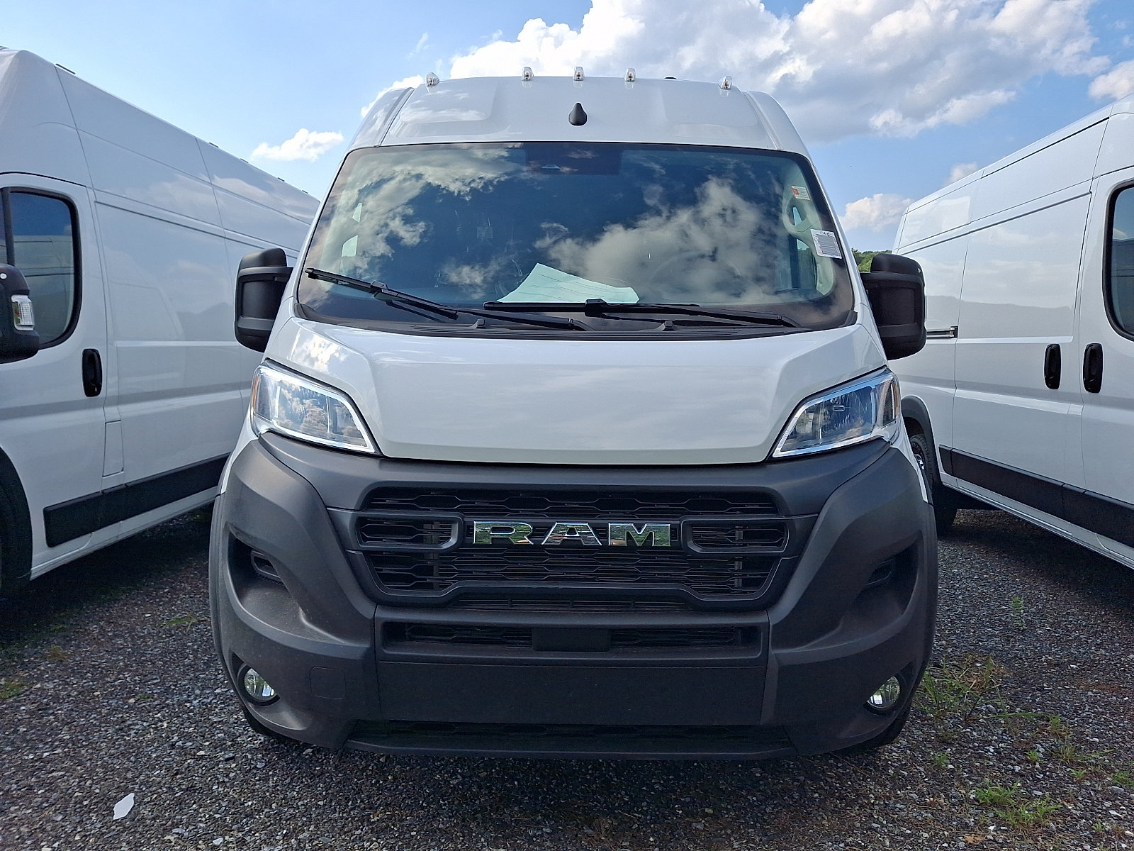 New 2026 RAM ProMaster 2500 w/ Convenience Group FWD image 2