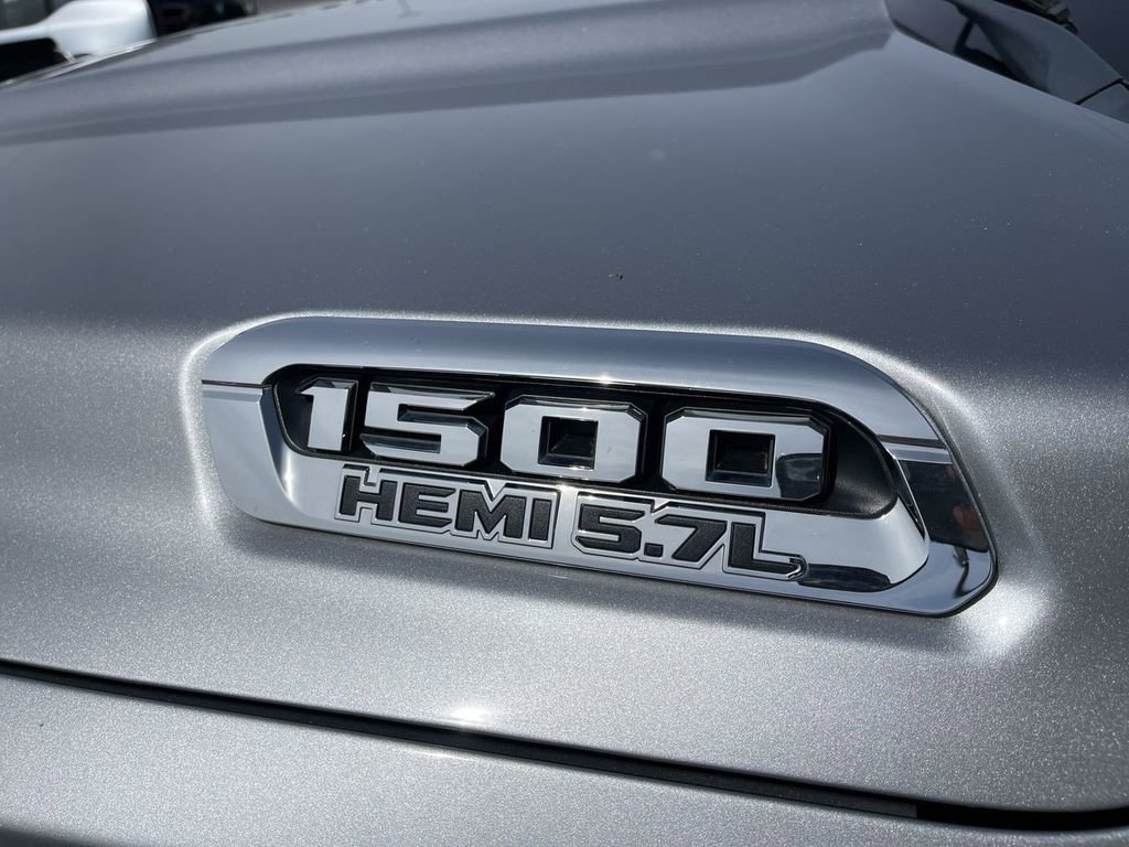 Used 2019 RAM 1500 Big Horn RWD image 3