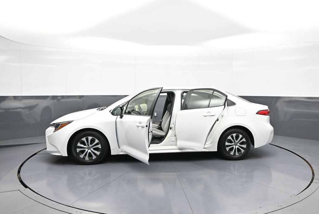 Certified 2020 Toyota Corolla LE FWD image 41