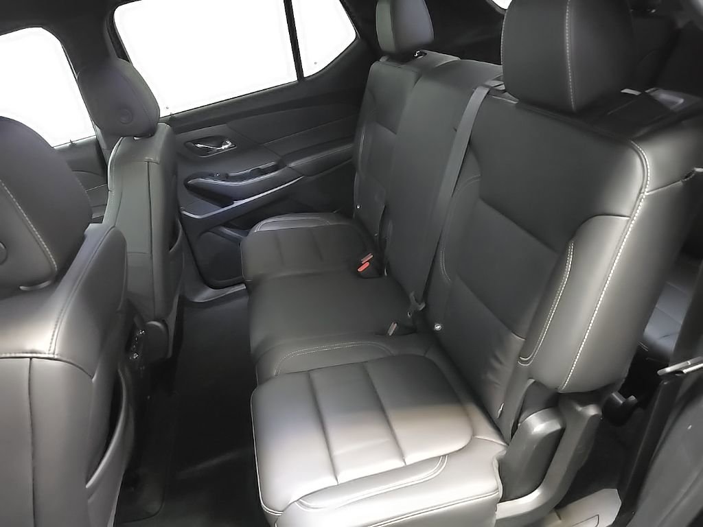 Used 2023 Chevrolet Traverse LT image 31