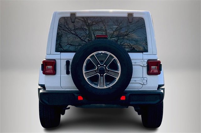 Used 2022 Jeep Wrangler Unlimited Sahara w/ LED Lighting Group image 4