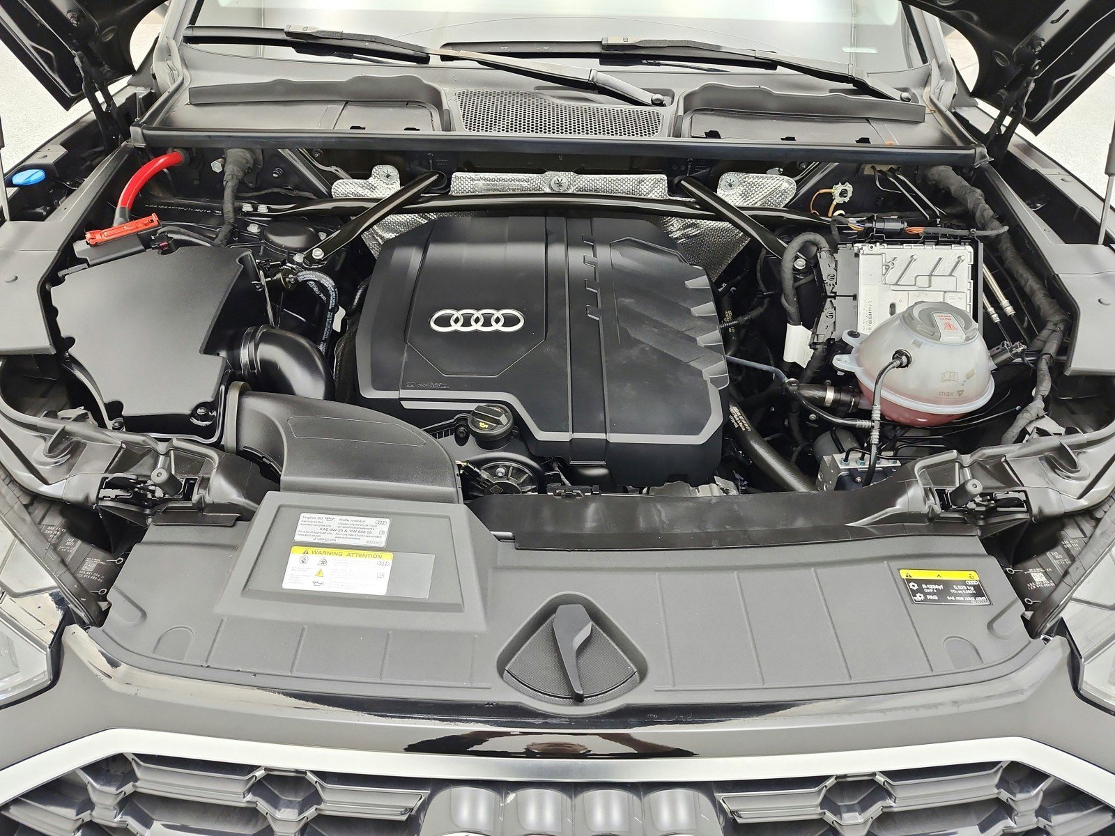Used 2023 Audi Q5 2.0T Premium w/ Convenience Package AWD/4WD image 17