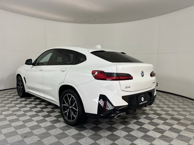 Used 2023 BMW X4 xDrive30i w/ M Sport Package image 5