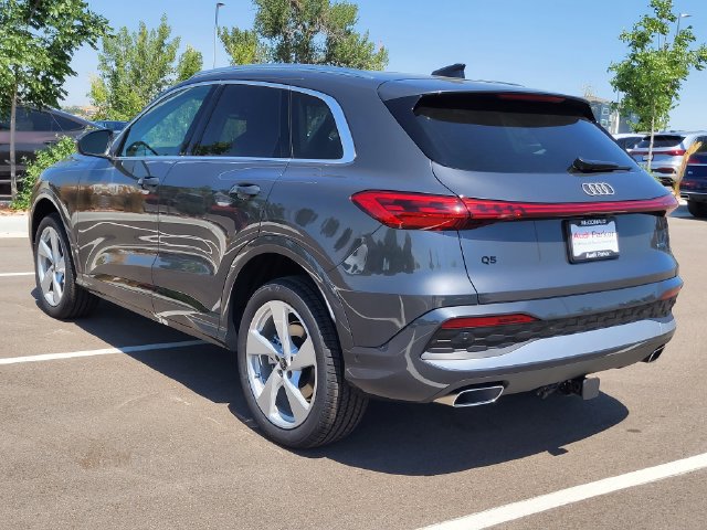 Used 2025 Audi Q5 Premium w/ Premium Plus AWD/4WD image 4