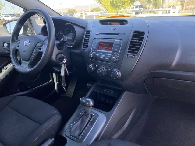 Used 2016 Kia Forte LX FWD image 11