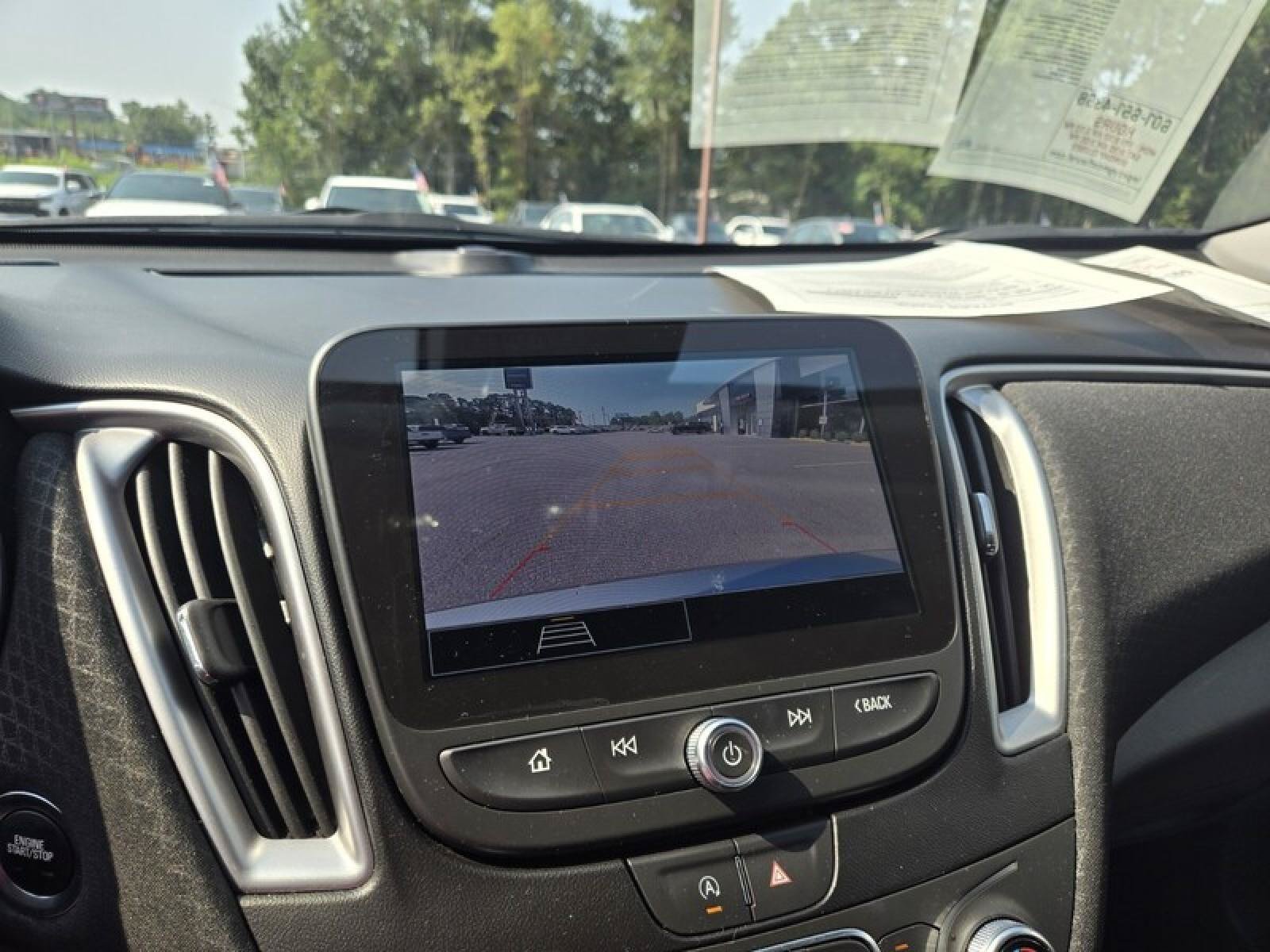 Used 2025 Chevrolet Malibu LT FWD image 15