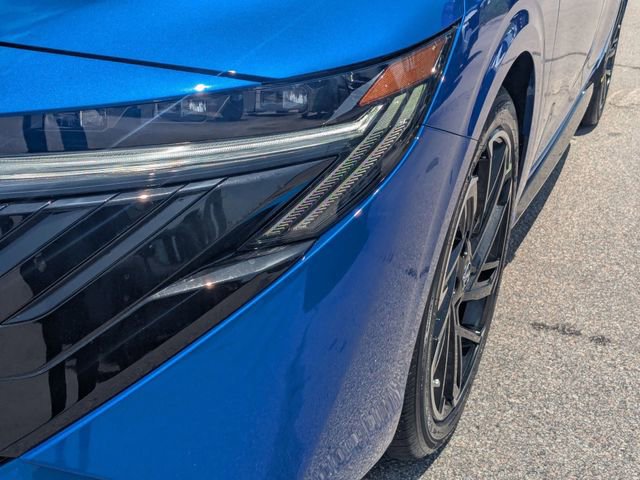 New 2026 Nissan Sentra SR w/ SR Premium Package FWD image 9