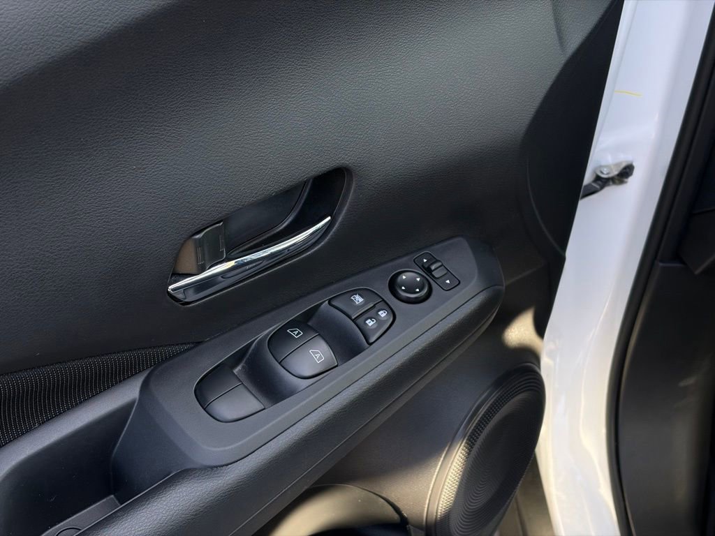 Certified 2024 Nissan Kicks SV image 12