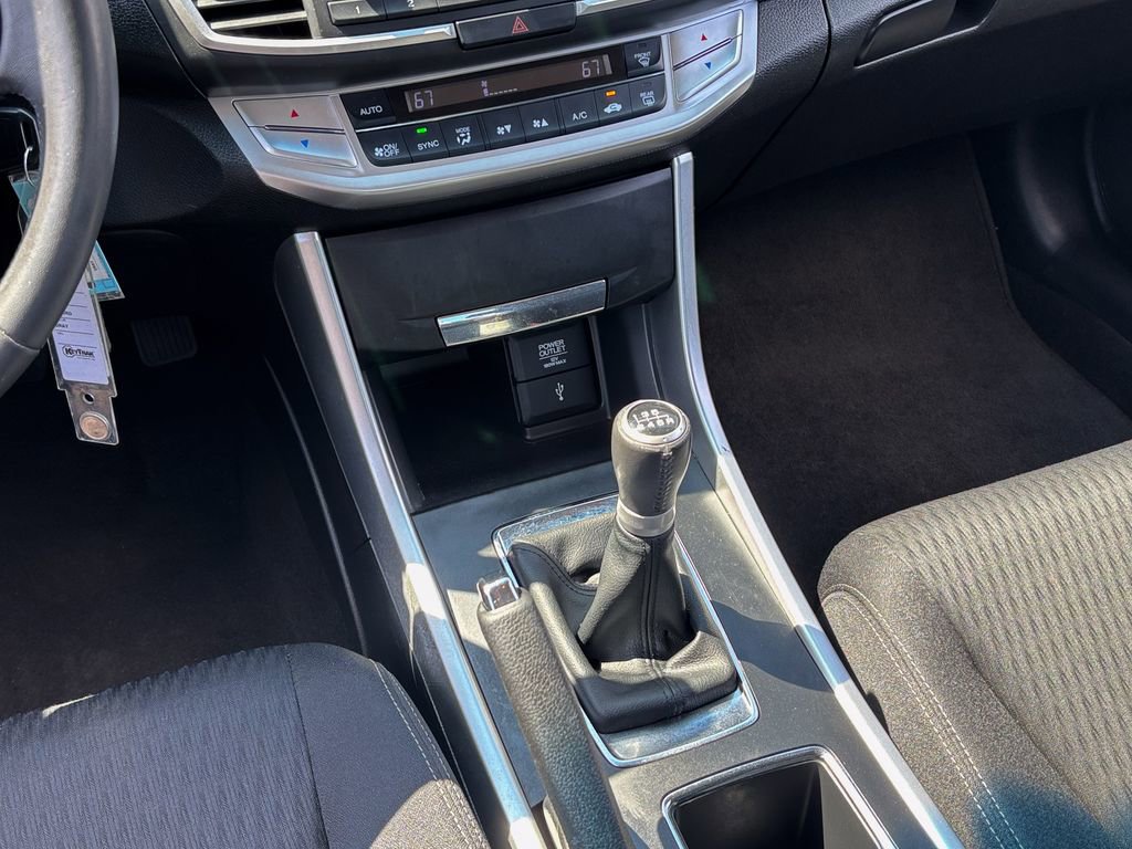 Used 2013 Honda Accord Sport image 21