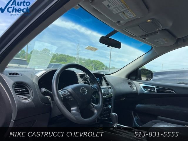 Used 2015 Nissan Pathfinder S AWD/4WD image 6