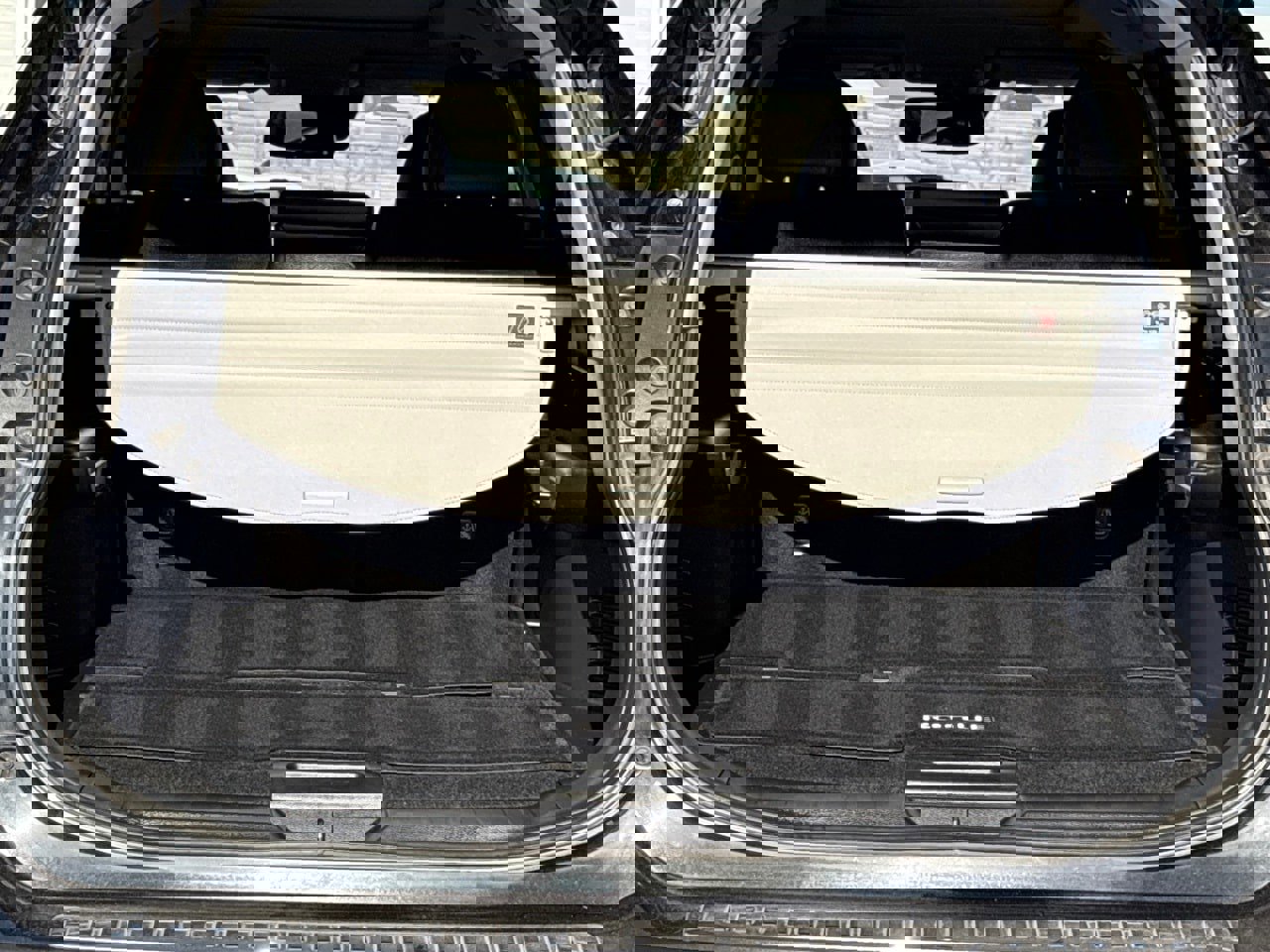 Used 2017 Nissan Rogue SL w/ SL Premium Package image 39