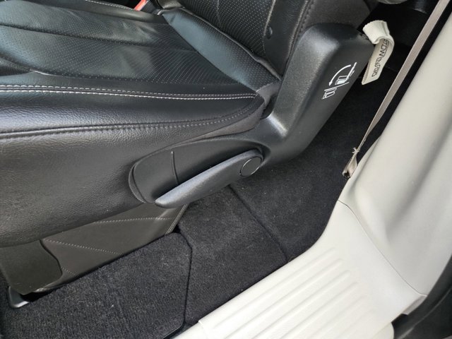 Used 2022 Chrysler Pacifica Touring-L image 36