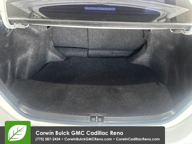Used 2014 Toyota Corolla LE FWD image 28