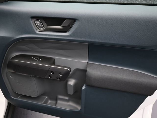 Used 2023 Ford Maverick XL image 32