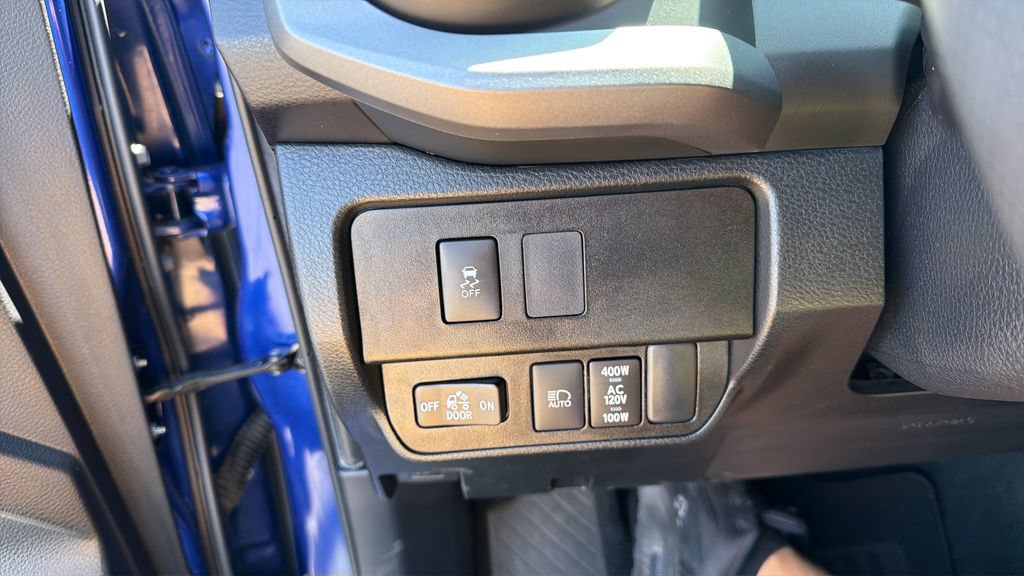 Used 2022 Toyota Tacoma TRD Off-Road RWD image 24