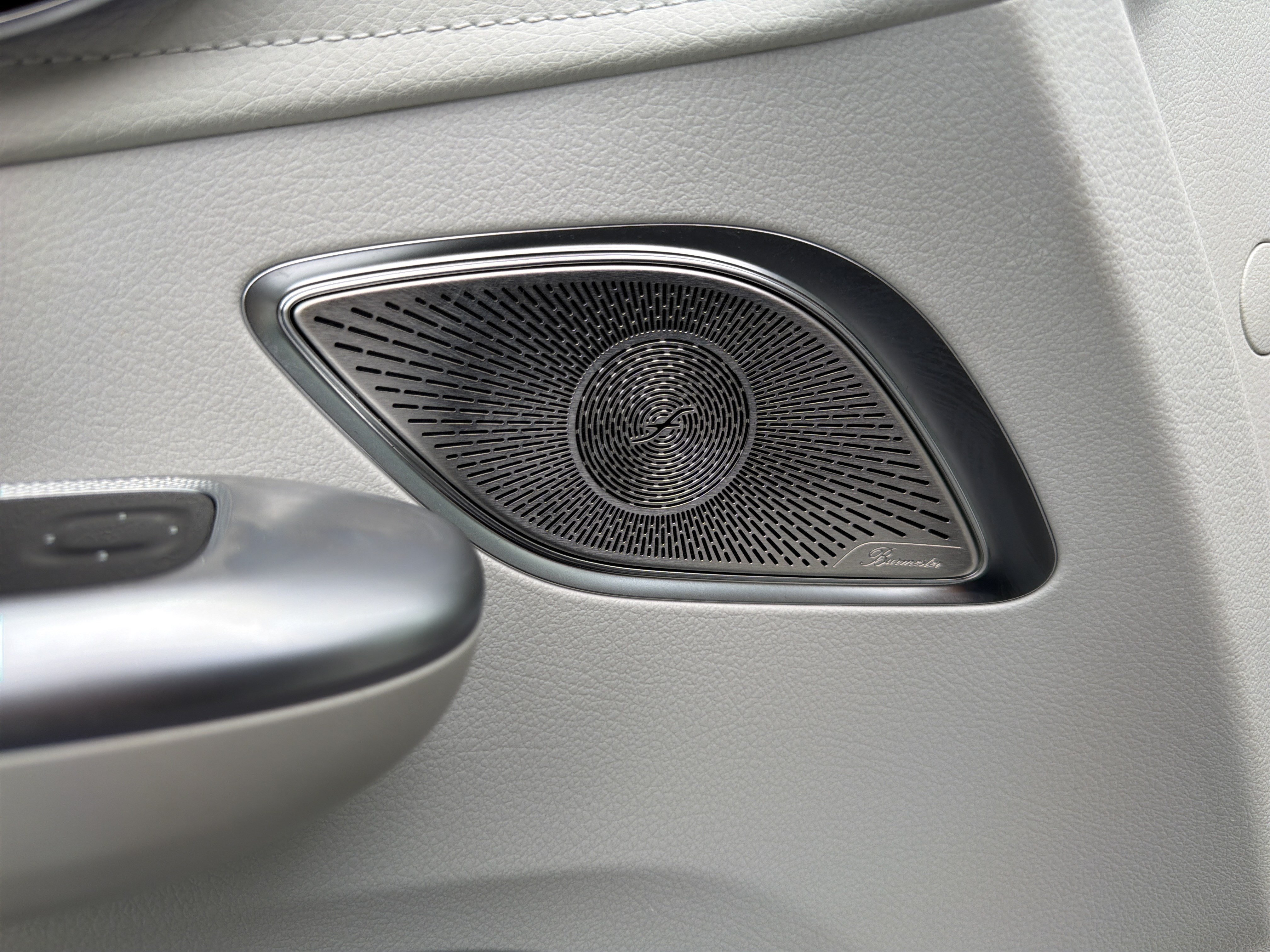 Used 2023 Mercedes-Benz EQE 350+ SUV w/ AMG Line Exterior Package image 25