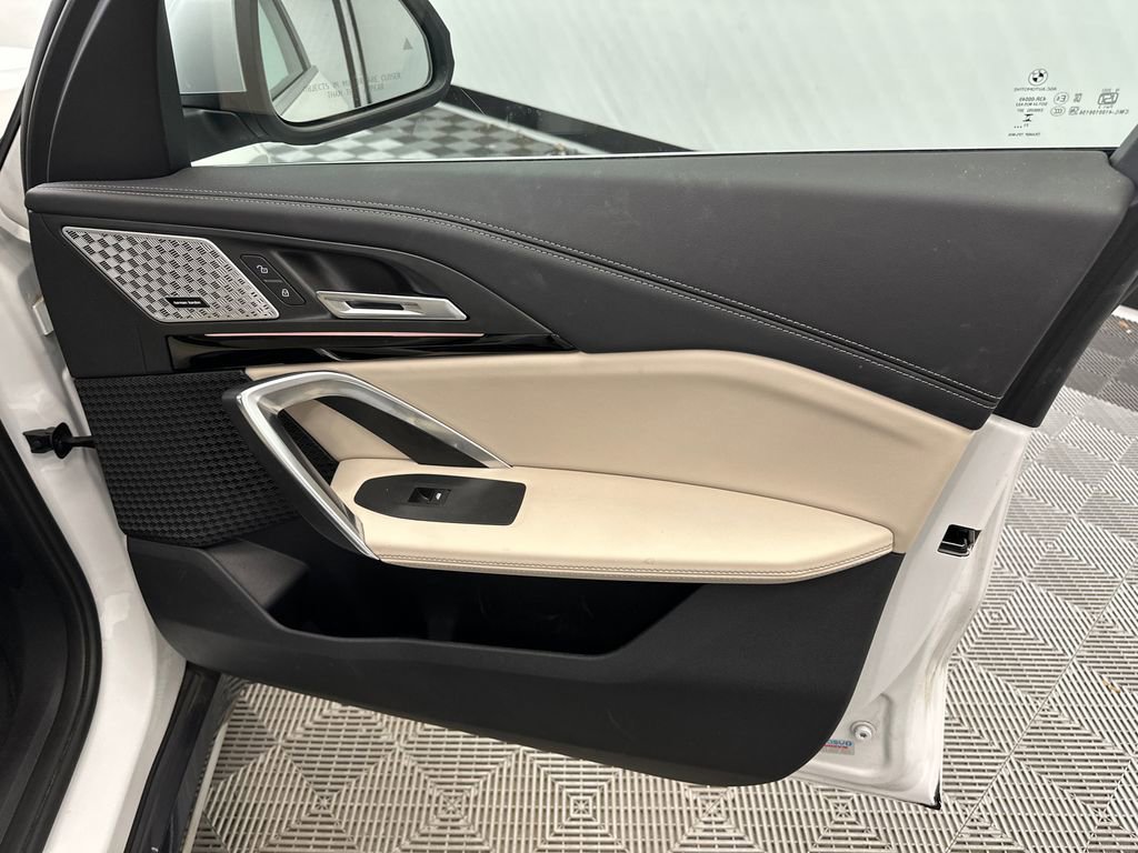 Used 2024 BMW X1 xDrive28i w/ Convenience Package image 16