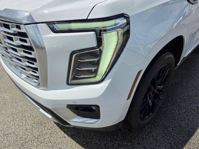 New 2026 GMC Yukon XL Denali w/ Sun & Power Step Package AWD/4WD image 15