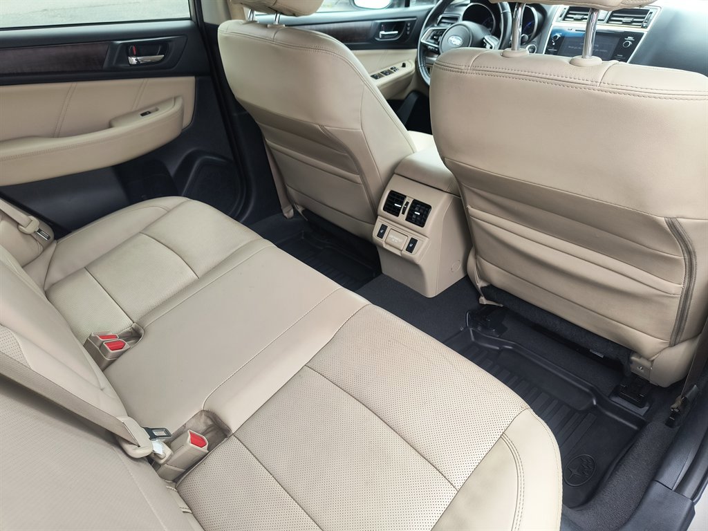 Used 2018 Subaru Outback 2.5i Limited AWD/4WD image 27