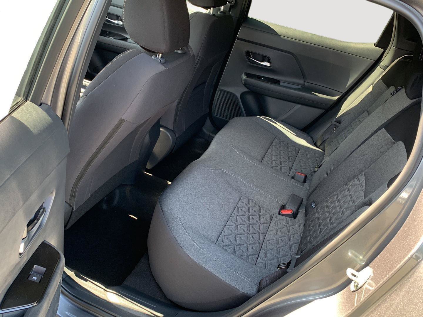 New 2026 Nissan Kicks SV w/ Cold Weather Package AWD/4WD image 19