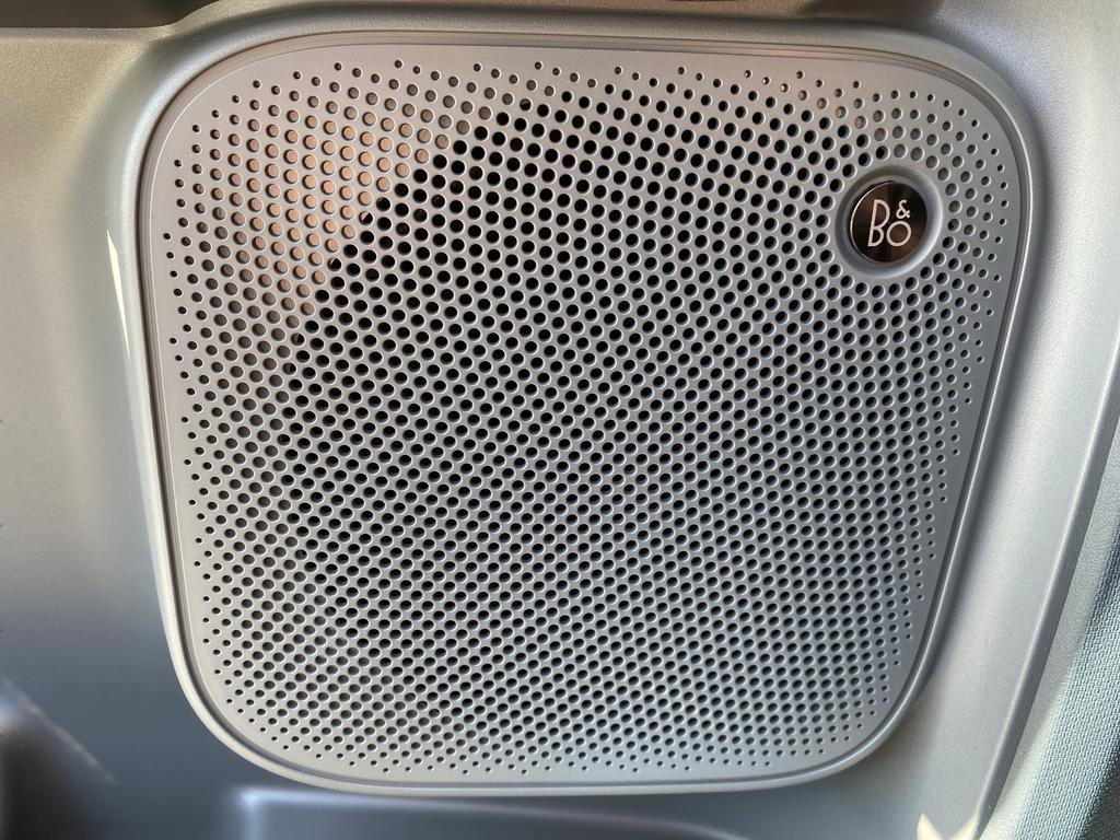 New 2025 Ford Maverick Lariat w/ Black Appearance Package image 12