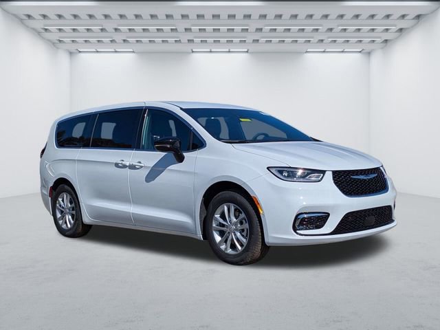 New 2026 Chrysler Pacifica Select FWD video 2