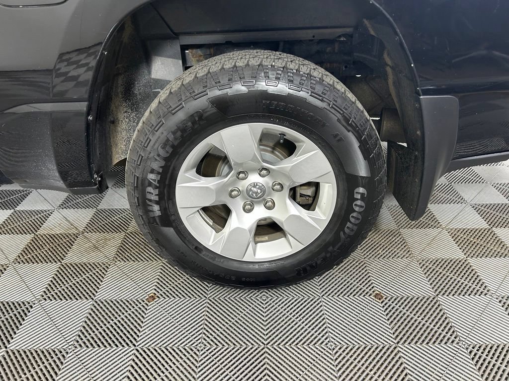 Used 2019 RAM 1500 Big Horn AWD/4WD image 20