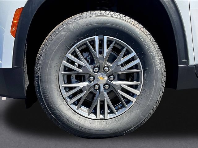 New 2026 Chevrolet Traverse LT w/ Driver Confidence Package FWD image 15