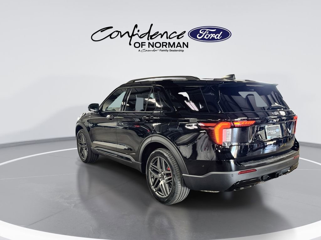 New 2026 Ford Explorer ST-Line w/ ST-Line Street Pack image 6