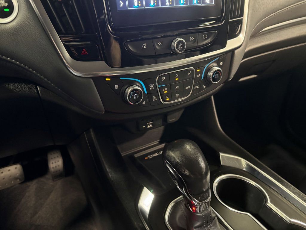 Used 2021 Chevrolet Traverse Premier image 85