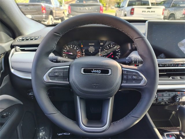 New 2026 Jeep Compass Limited image 16