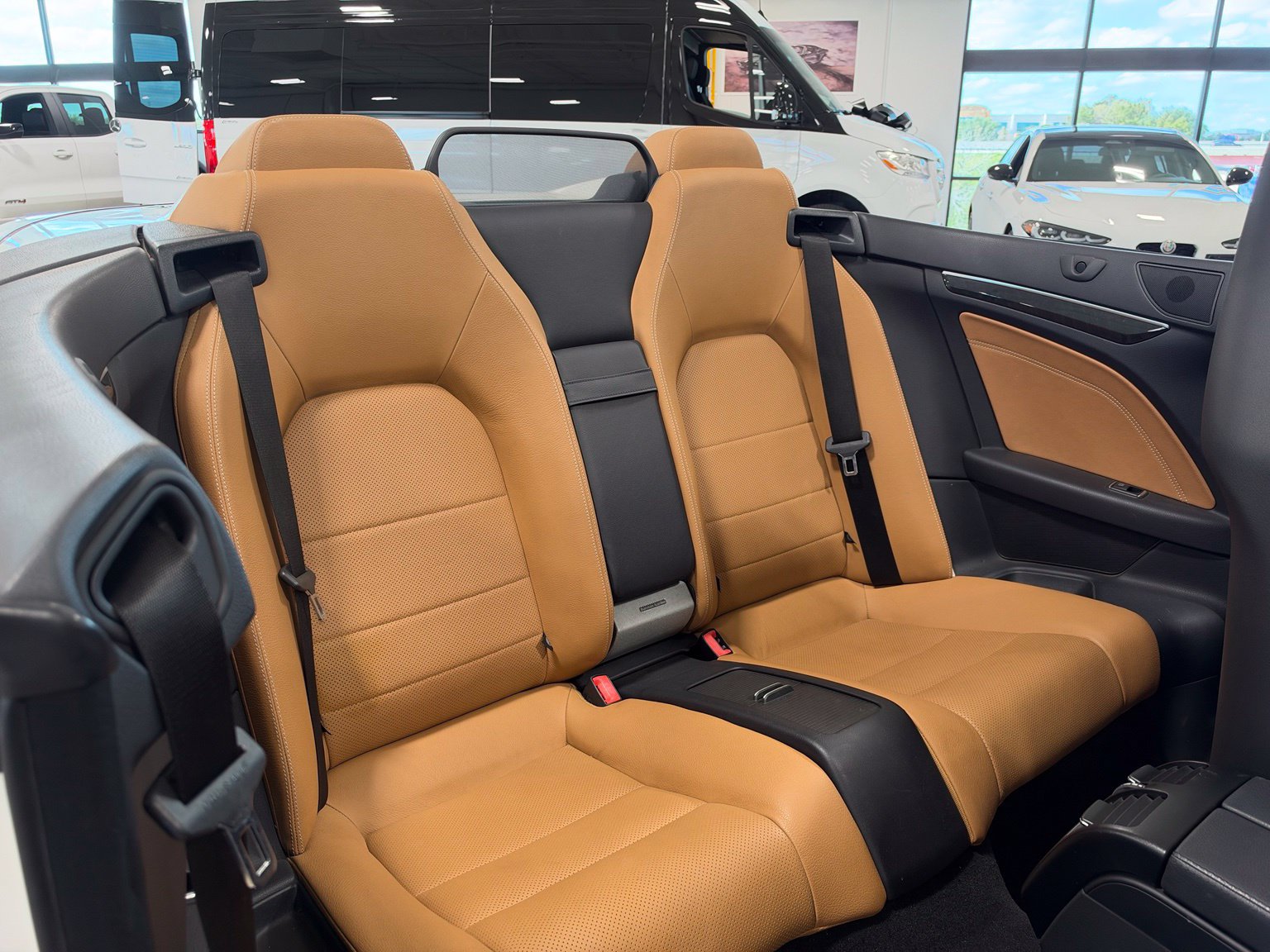 Used 2016 Mercedes-Benz E 550 Cabriolet image 31