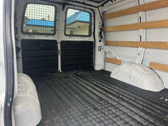Used 2021 GMC Savana 2500 w/ Driver Convenience Package image 18