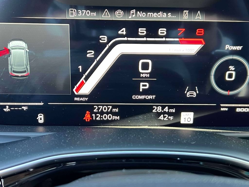 Used 2025 Audi RS Q8 performance AWD/4WD image 26