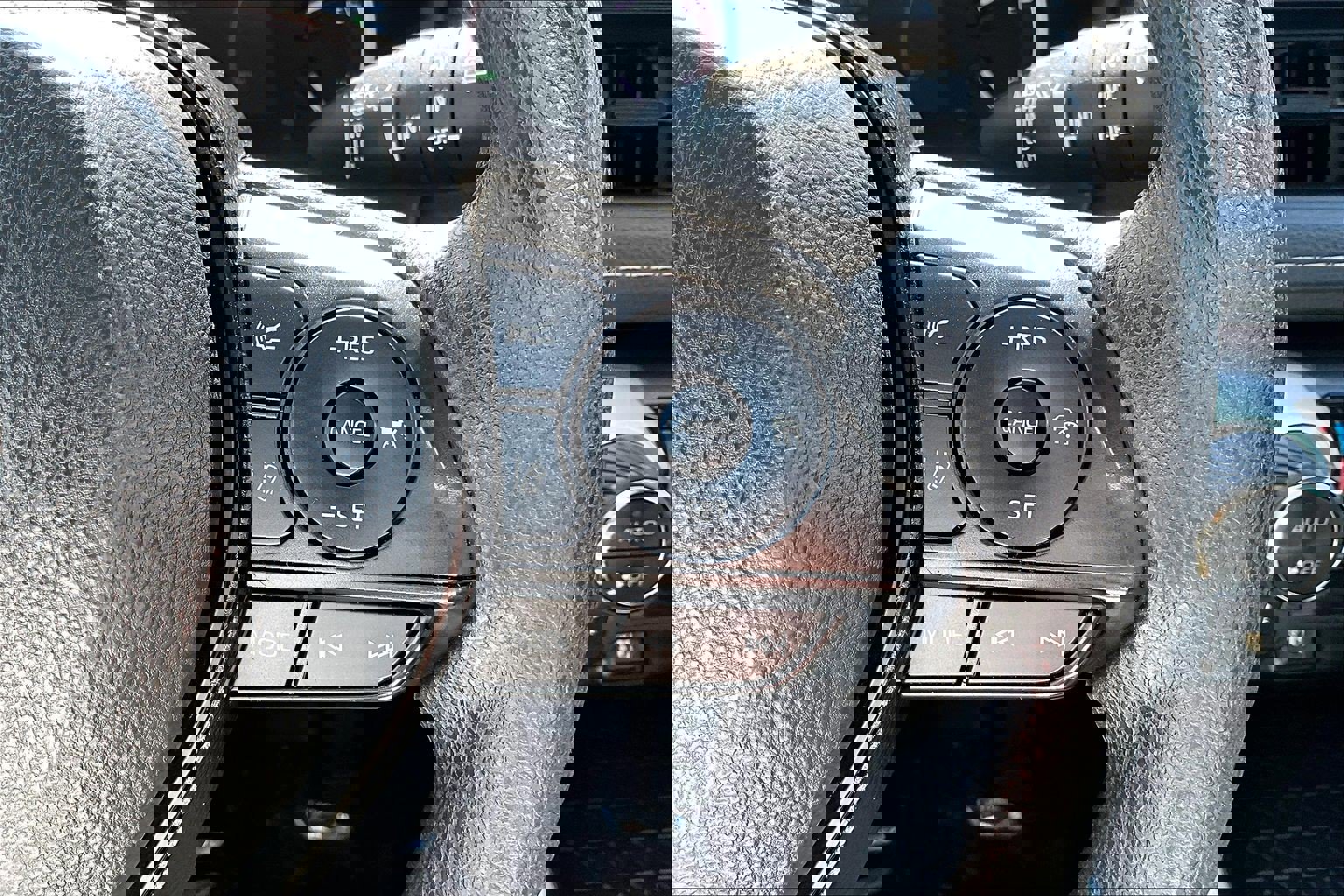 Used 2024 Toyota RAV4 XLE image 18