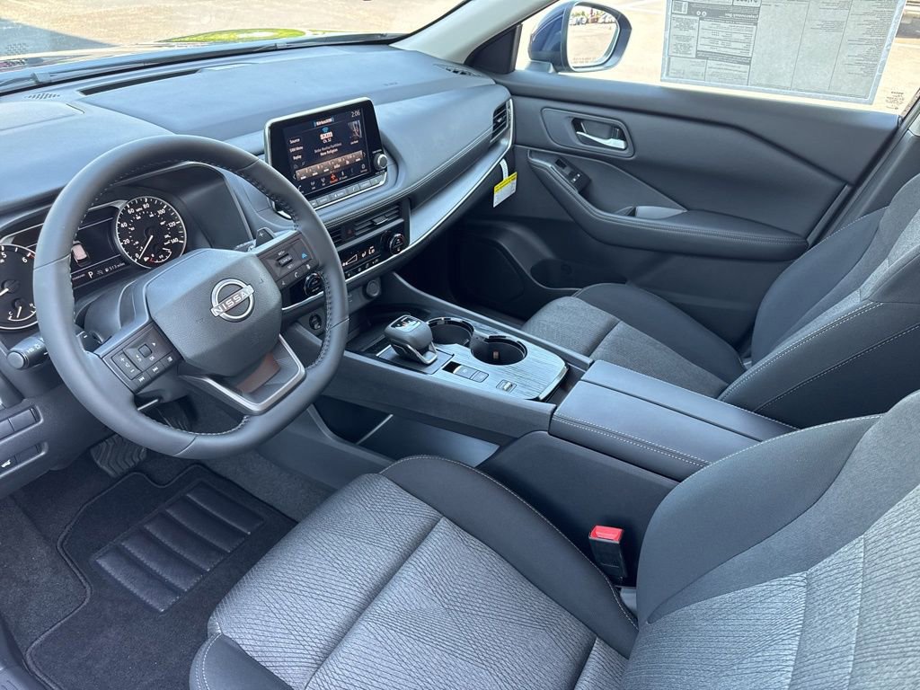 New 2026 Nissan Rogue SV FWD image 10