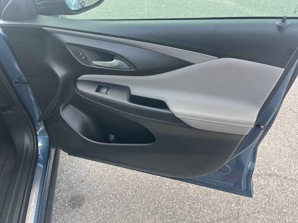 Used 2024 Buick Envista Avenir image 6