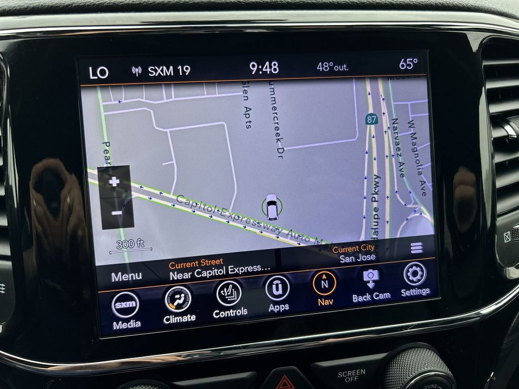 Used 2021 Jeep Grand Cherokee Laredo X image 18