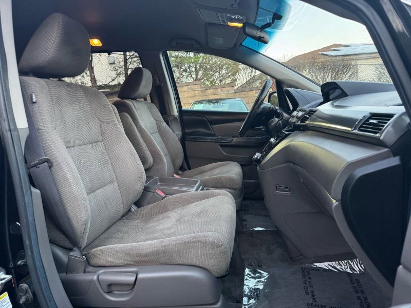 Used 2013 Honda Odyssey EX image 22