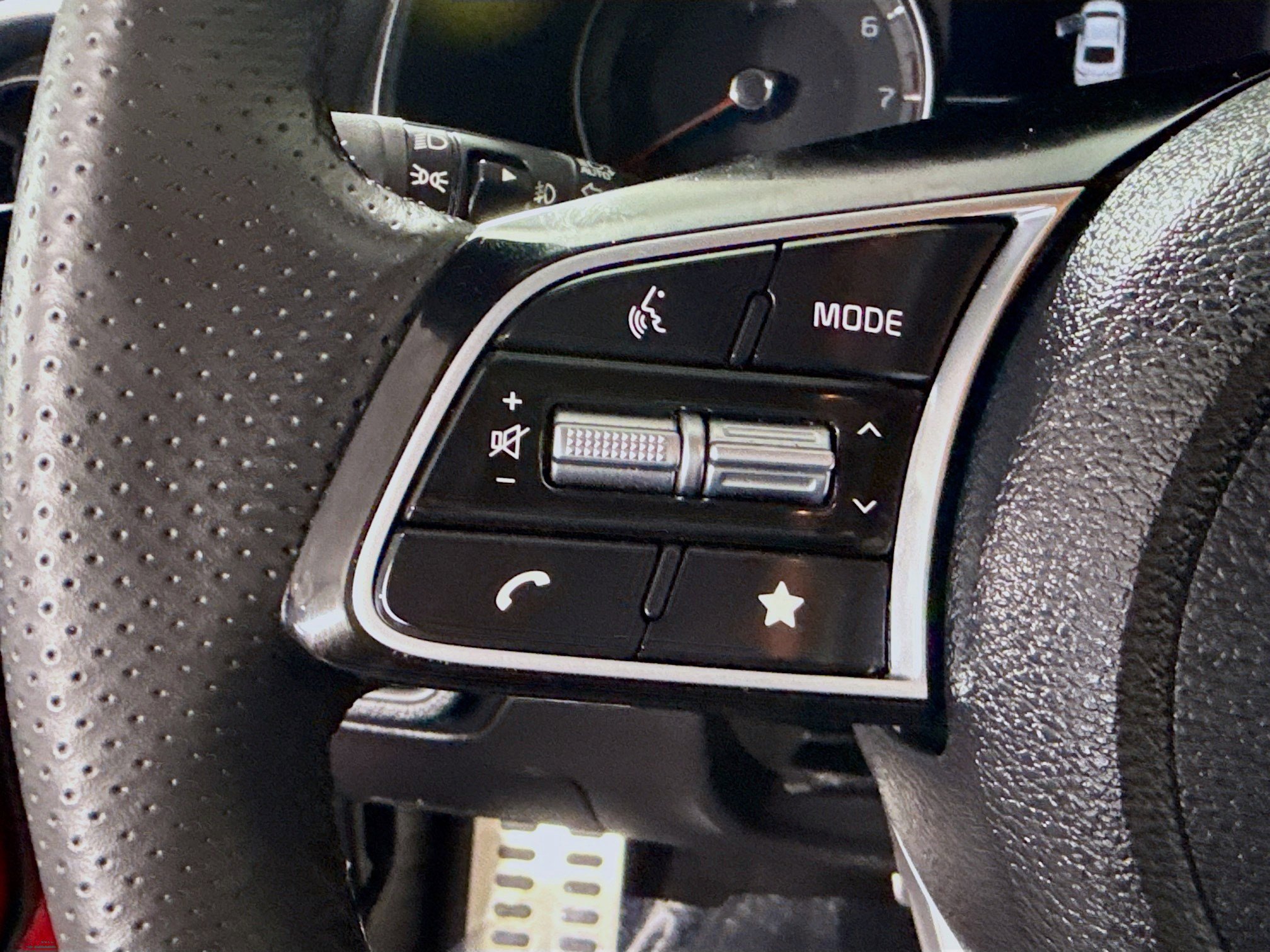 Used 2024 Kia Forte GT-Line image 10