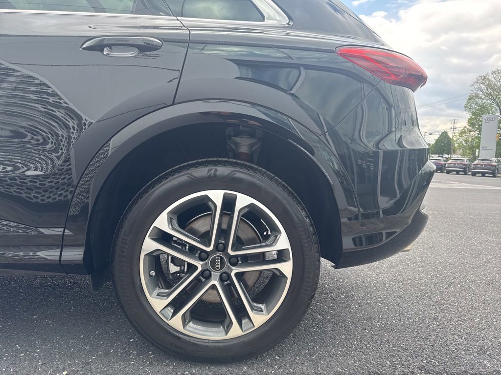 Certified 2025 Audi Q5 Premium w/ Premium Plus AWD/4WD image 28