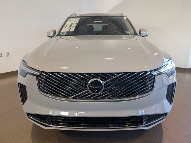 New 2026 Volvo XC90 B6 Plus w/ Protection Package Premier AWD/4WD image 2