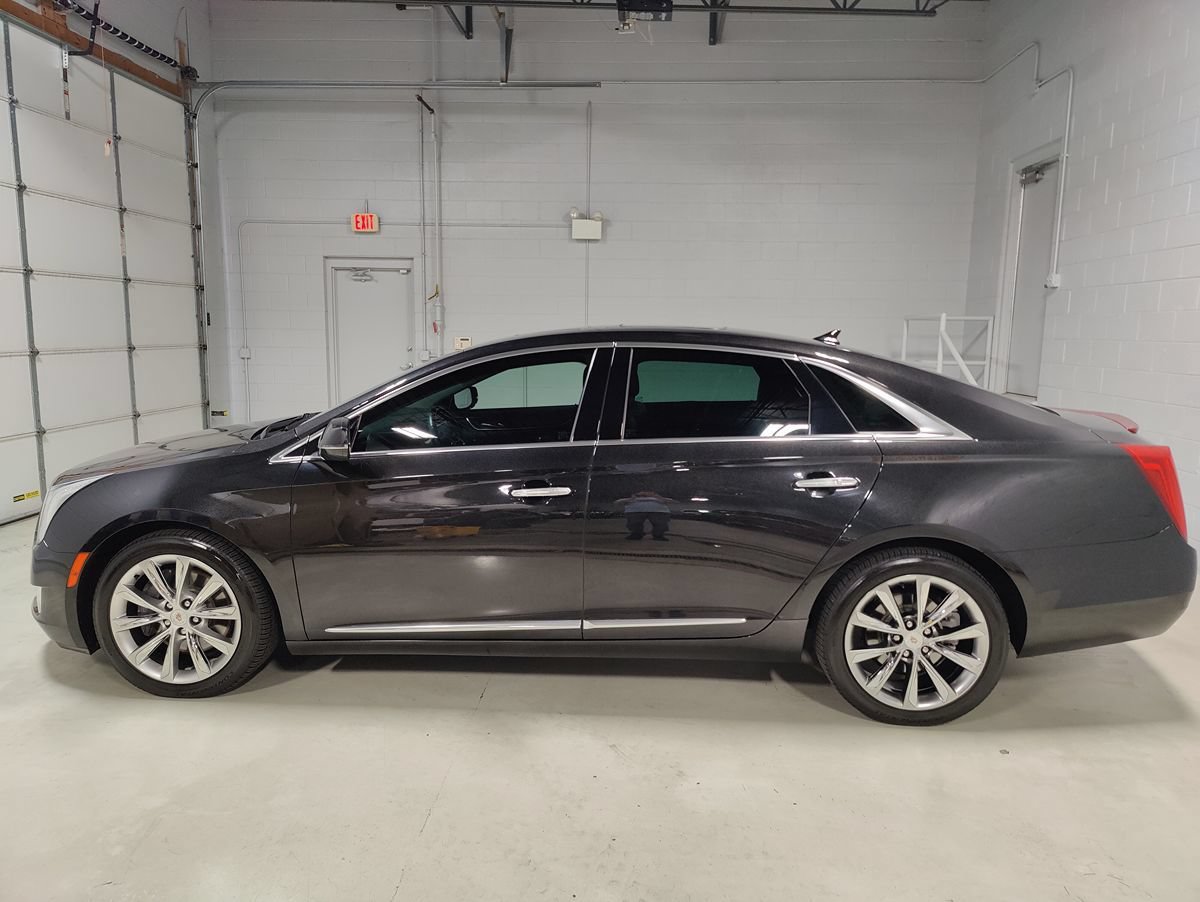 Used 2013 Cadillac XTS Luxury w/ Driver Awareness Package AWD/4WD image 23