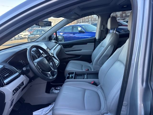 Certified 2023 Honda Odyssey Touring image 3